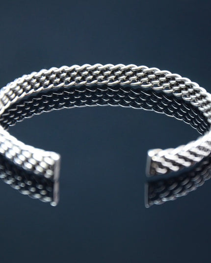 Premium Artemis Bangle