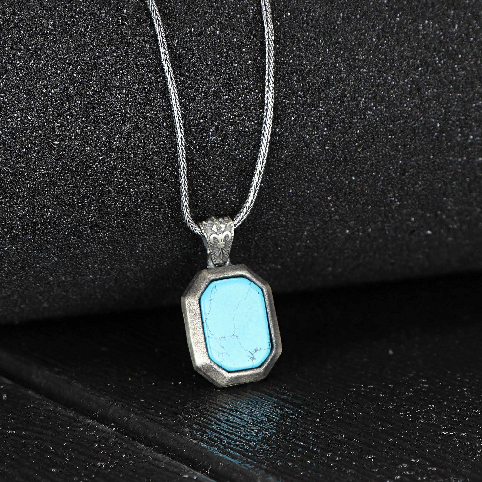 Die schönsten Silberschmuck-Geschenke für besondere Anlässe