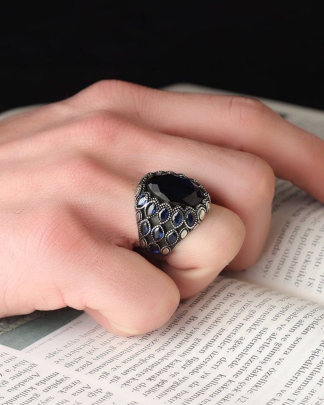 925 Silber Ring mit parlamentsblauem Zirkon
