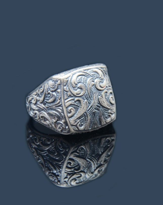 Supreme Vintage Ring