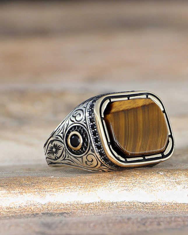 Herrenring aus 925er Sterlingsilber mit Tigeraugen-Stein