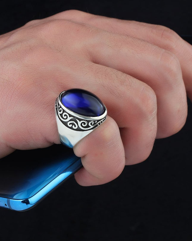 Herrenring aus 925er Sterlingsilber mit  blauem Tigeraugen-Stein
