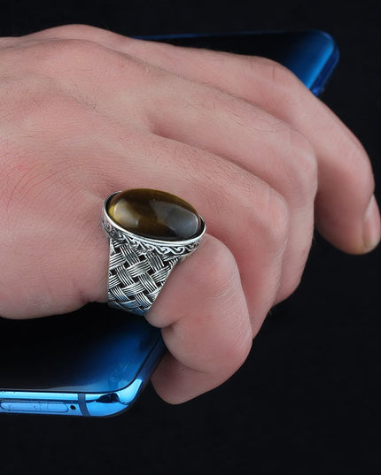 Herrenring aus 925er Sterlingsilber mit Tigeraugen-Stein