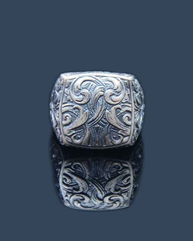 Supreme Vintage Ring